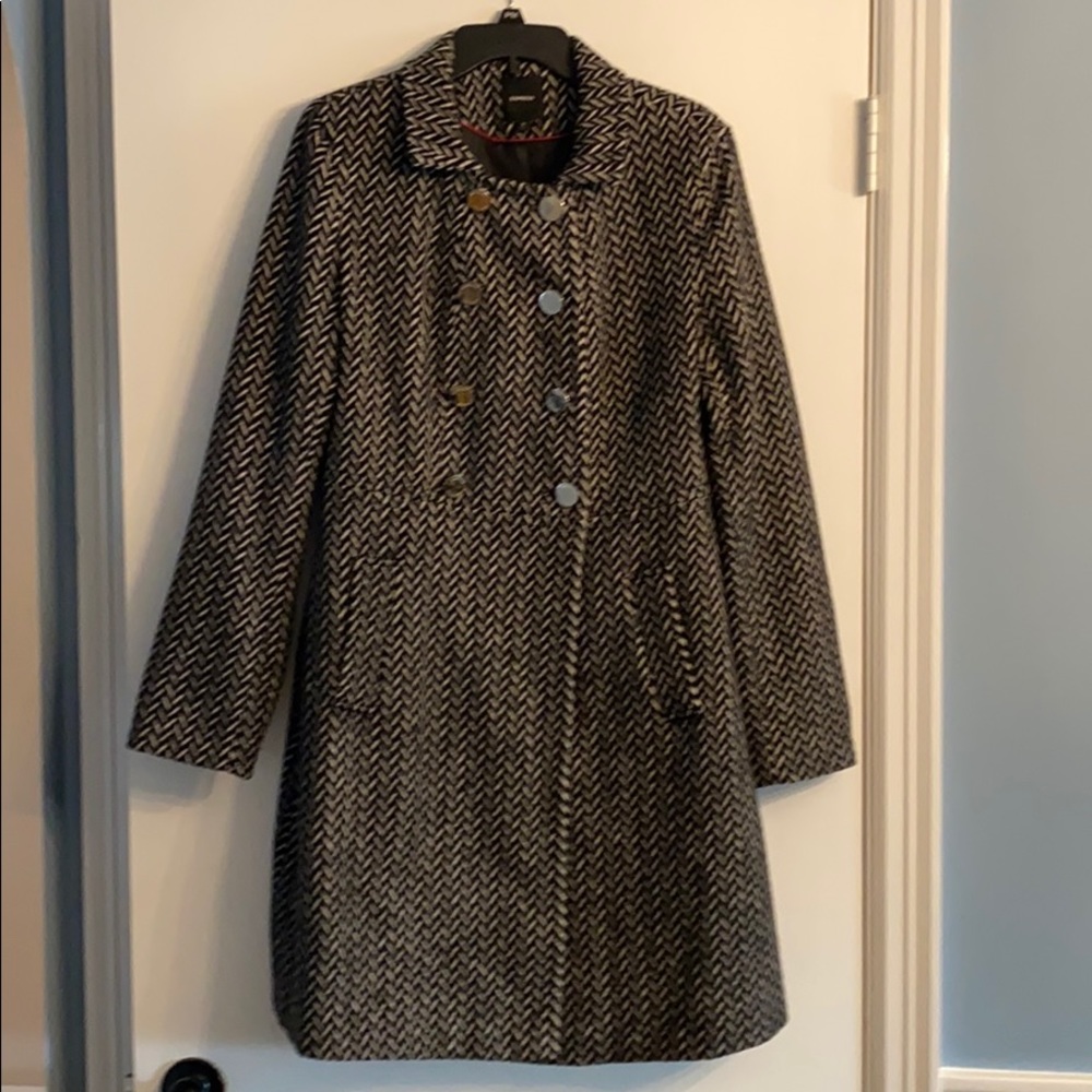 Express coat black & white